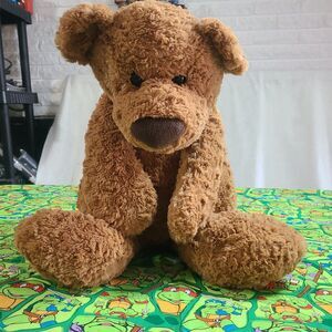 TOYSRus Brown Baer 25' Long 13' Wide Plush